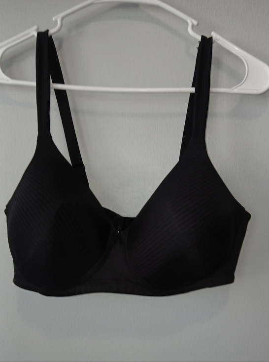 Vanity Fair Other - Vanity Fair 38D Bra 3 Hook Closure